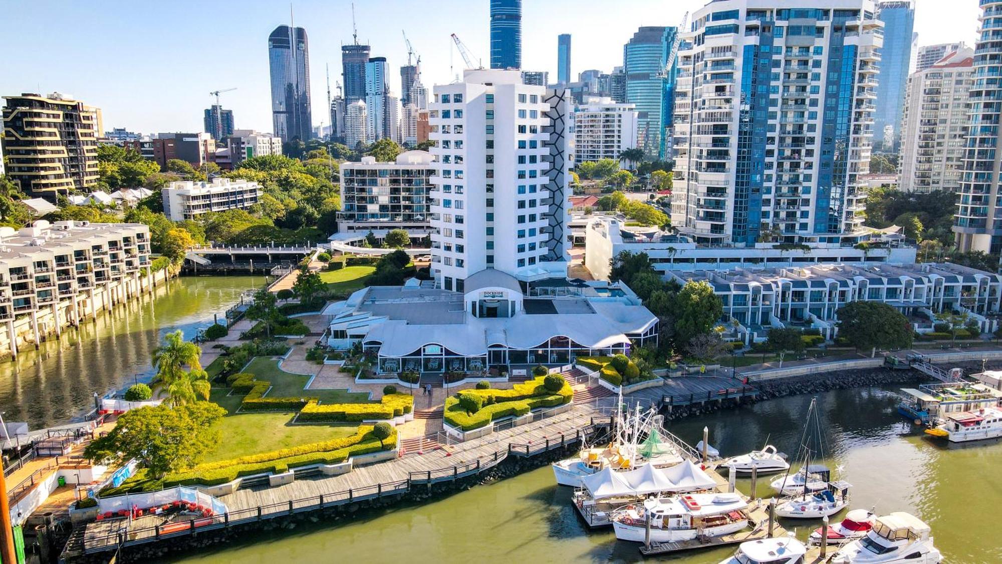 Dockside Brisbane Aparthotel Bagian luar foto