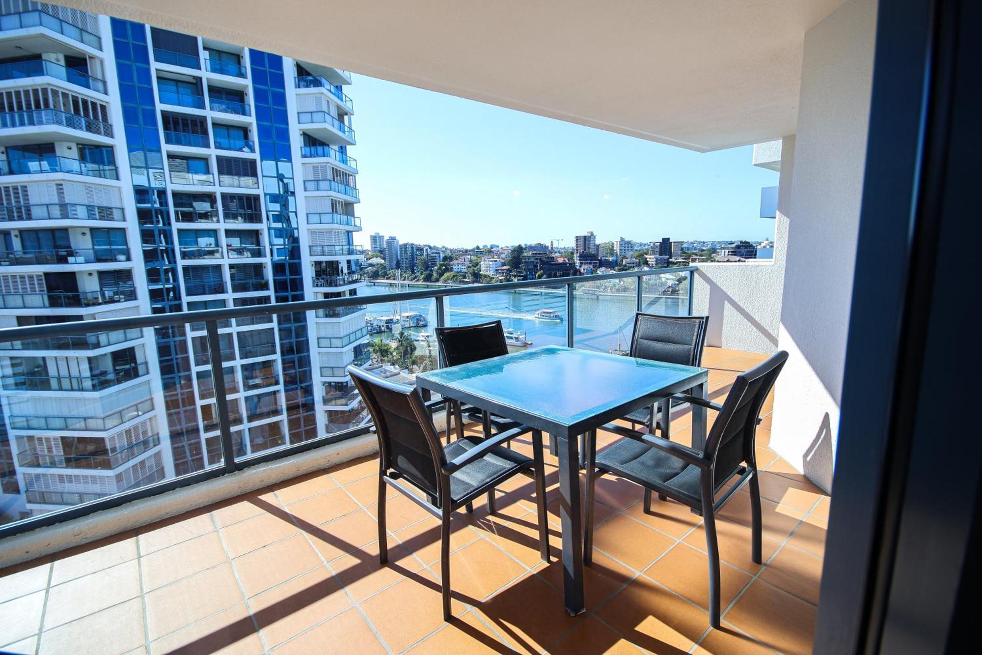 Dockside Brisbane Aparthotel Bagian luar foto
