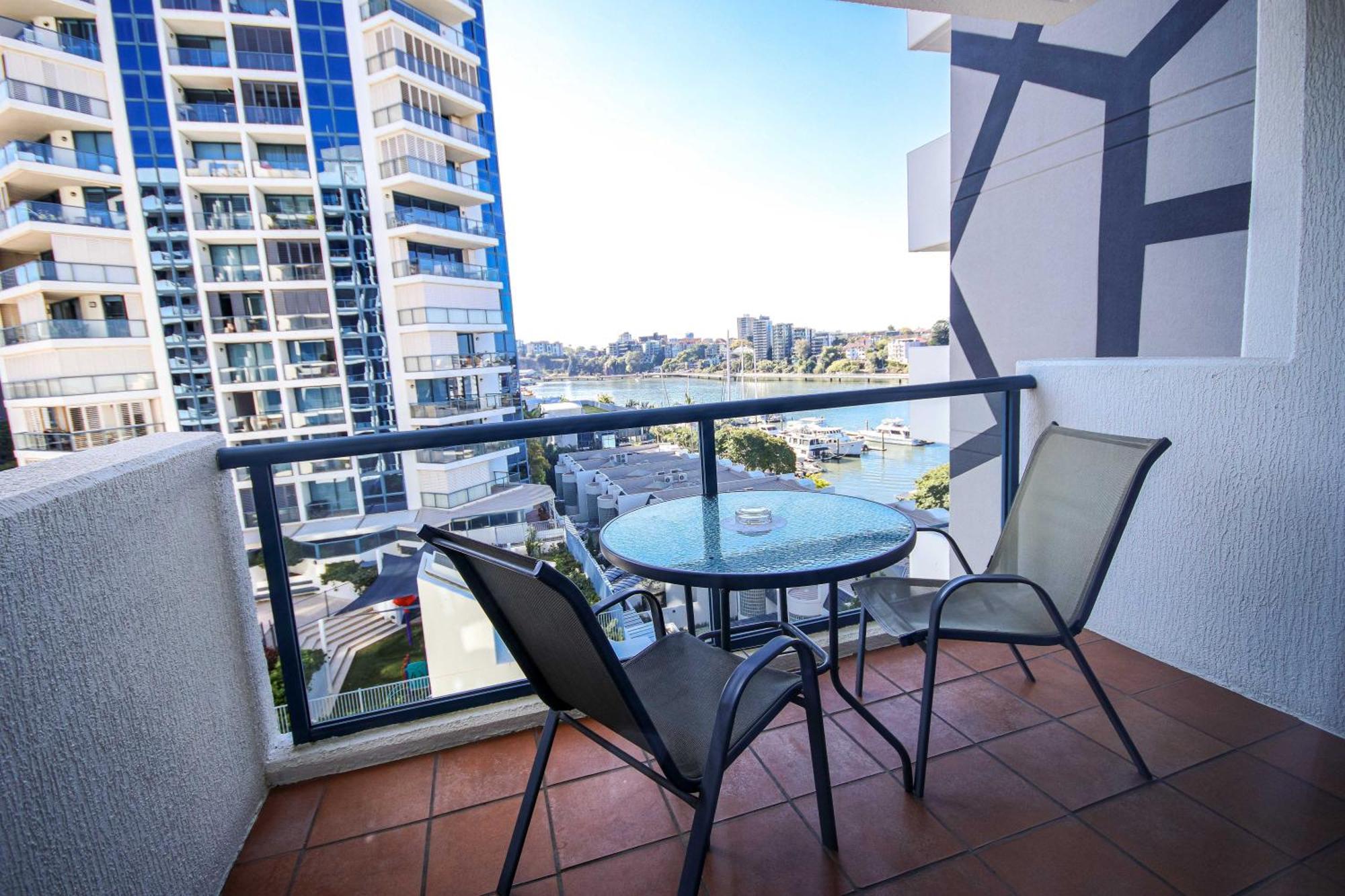 Dockside Brisbane Aparthotel Bagian luar foto